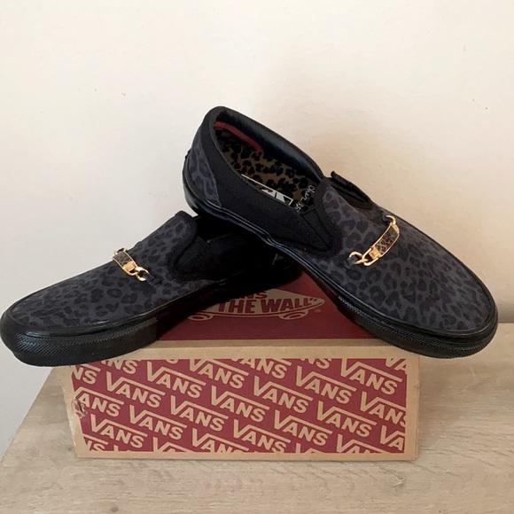 Vans shoes black leopard women’s 7.5 classic slip on - Picture 1 of 4